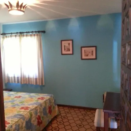 El Chaparral Apartment